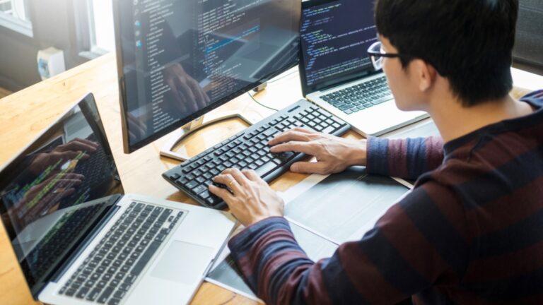 10 Developer Developer Productivity Metrics That Drive Project Success